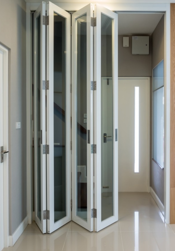 bifold door Soho, W1